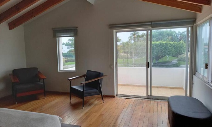 Jiutepec House | Casa para 13 en Cuerna
