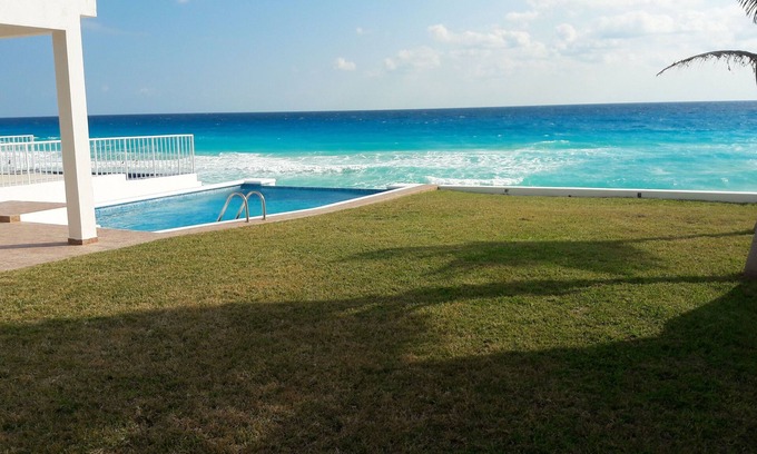 Zona Hotelera Villa | Casa Pelicano by B&G - Beach Front Villa Cancún Hotel Zone