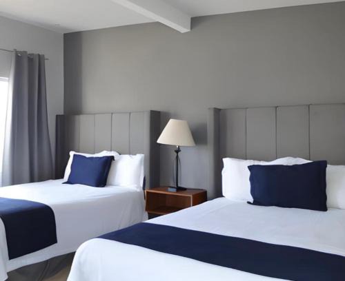 Ensenada Hotel | Casa Petri Hotel