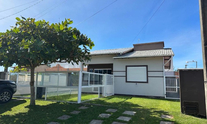 Imbituba House | Casa praia de Itapirubá a 100 metros do mar