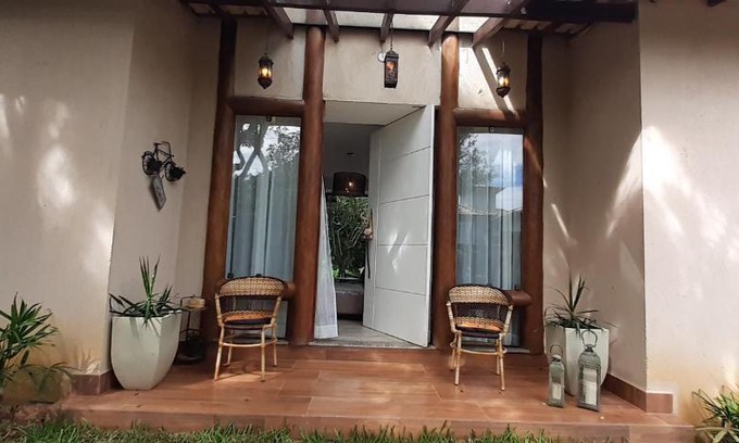 Praia Rasa House | Casa praiana em condominio com lazer