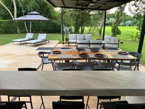 Ricaurte Villa | Casa Privada en Exclusivo Club Privado