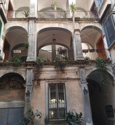 Quartieri Spagnoli Bed & Breakfast | Casa Pupetta