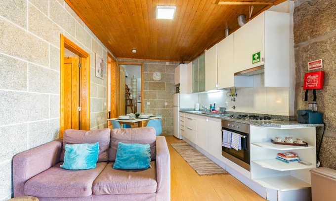 Seia House | Casa Rústica T2 com Salamandra e Cozinha - Seia - Serra da Estrela - Casa do Loureiro II