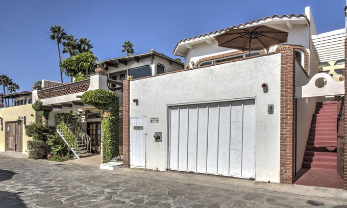 Las Gaviotas House | Casa Rhead 168 Pelicanos Este