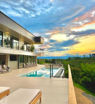 Pereira Villa | Casa RIO - Luxury Above the River