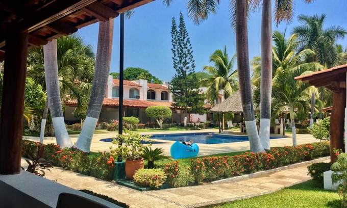 Ixtapa Villa | Casa Romantica De Playa