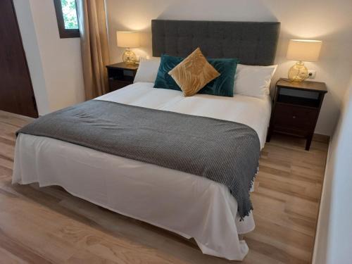 Zahara de la Sierra House | CASA RURAL ÁGUILAS HOME zhr