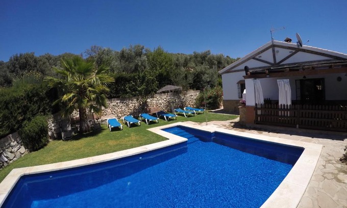 Antequera House | Casa Rural La Parada