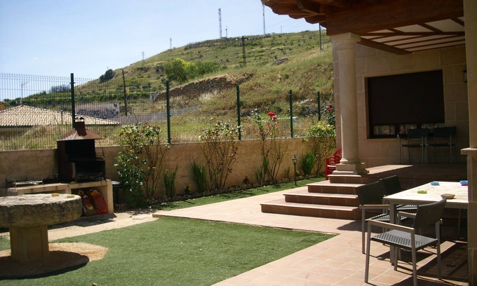 Brihuega House | Casa Rural Las Murallas