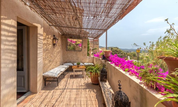 Pals House | Casa rural siglo xviii