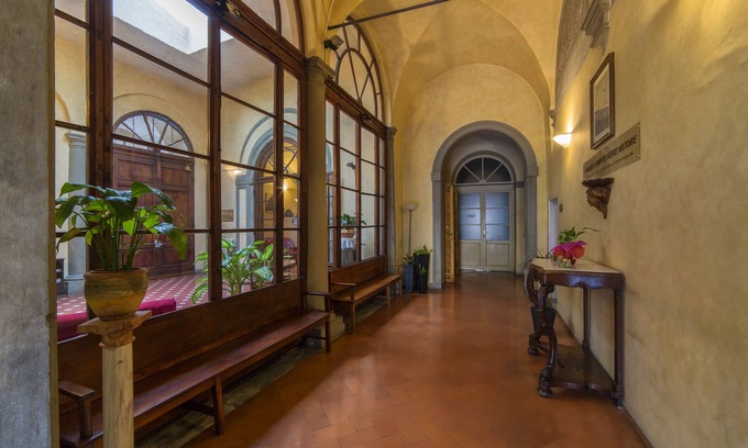 Santo Spirito House | Casa Santo Nome di Gesù