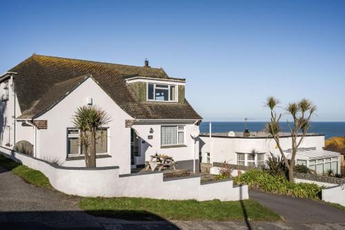 Newquay House | Casa Sirena Apartment in Fistral, Newquay
