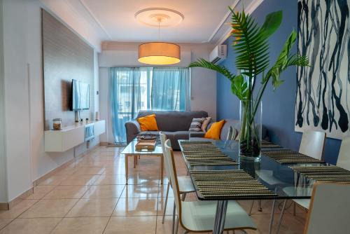Neapolis Apartment | Casa Sol 3BR Apartment, Balcony, 5Gbps WiFi, Walk to Beach & Shops