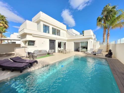 Rojales Villa | Casa Spruit
