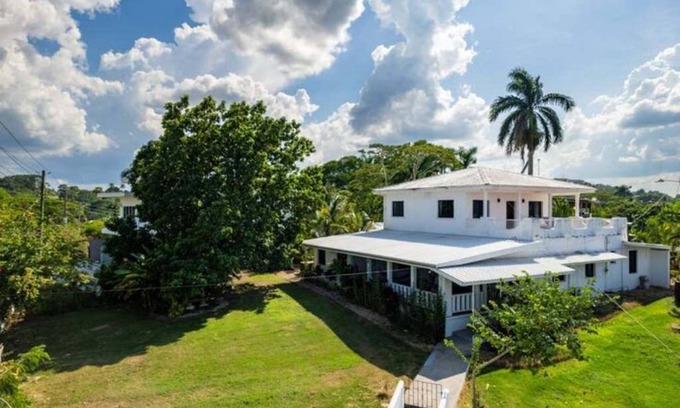 San Ignacio House | Casa Suzie