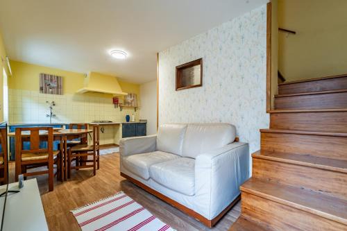 Vila Praia de Ancora Apartment | Casa Típica com Alma e Mar