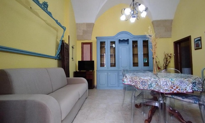 Botrugno House | Casa Taralla, volte a stella, ed una storia unica