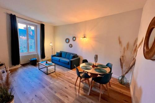 Brive-la-Gaillarde Apartment | Casa Teyssier #3 - T2 bis en Hyper Centre