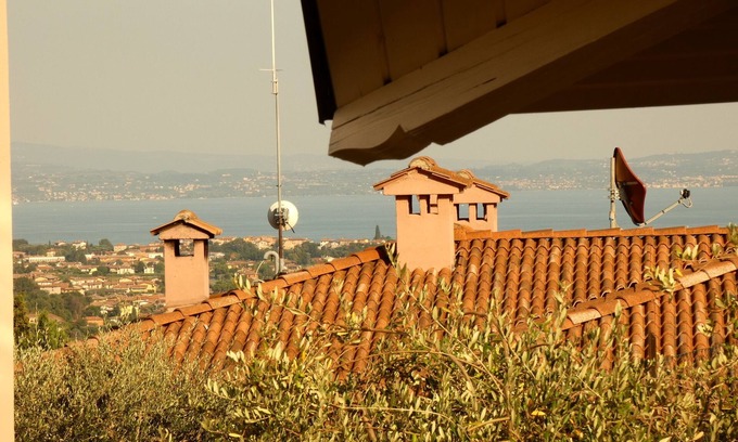 Polpenazze del Garda House | Casa Vacanze Sabrina - 2 Stupendi Appartamenti Adiacenti
