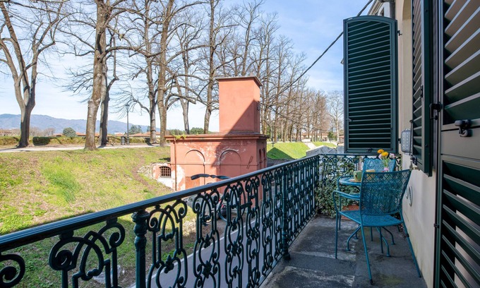 Lucca Historical Center Apartment | Casa Valentina