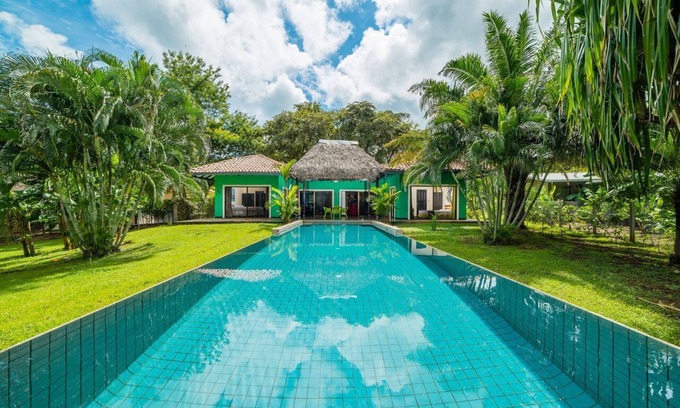 Tamarindo House | Casa Verde Tamarindo