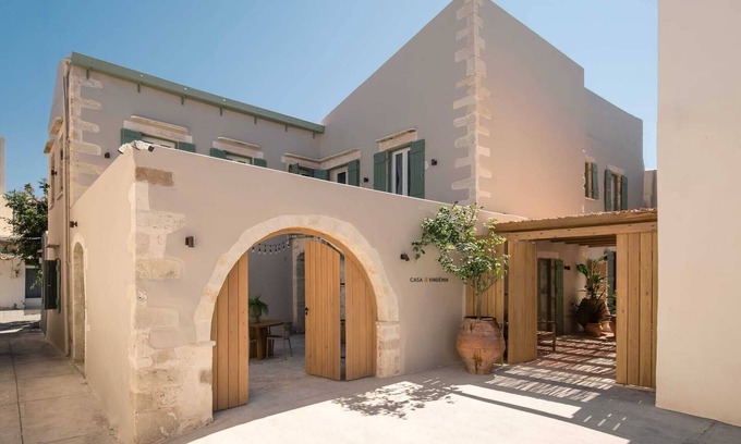 Adele House | Casa Vindemia, House