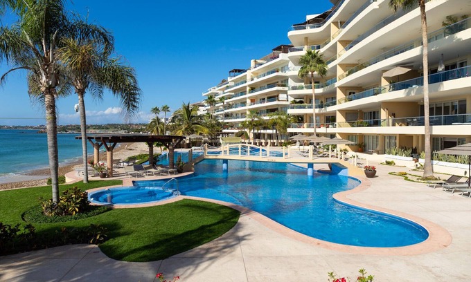 Emiliano Zapata Condo | Casa Vista Marietas - Beachfront, Ocean View 5 BR Luxury Penthouse