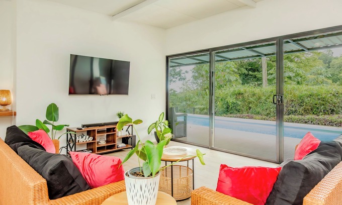 Ciudad Cortes House | Casa Voces Del Cielo - 3-bedroom house in Provincia de Puntarenas with WiFi, AC