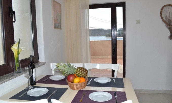 Molat Apartment | Casablanca-Brgulje