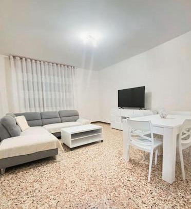 Favaro Veneto Apartment | Casablanca