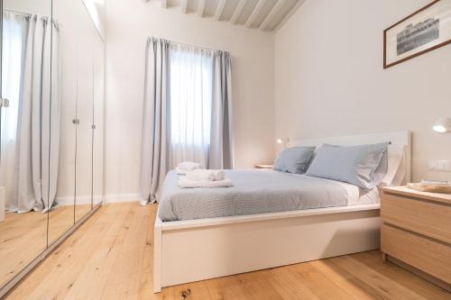 Pietrasanta Apartment | CasadiMaru