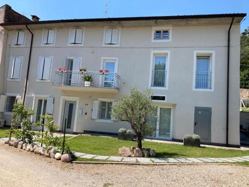 Valeggio sul Mincio Apartment | Casale LUEL