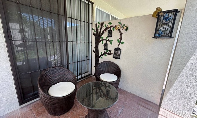 Xochitepec House | CASALUNA frentealberca AirAc