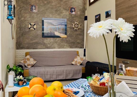 Santa Teresa di Riva Apartment | CasaLungoMare