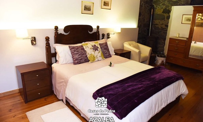 Camacha Cottage | Casas de Pedra - The Azalea - Country house to relax and connect with nature
