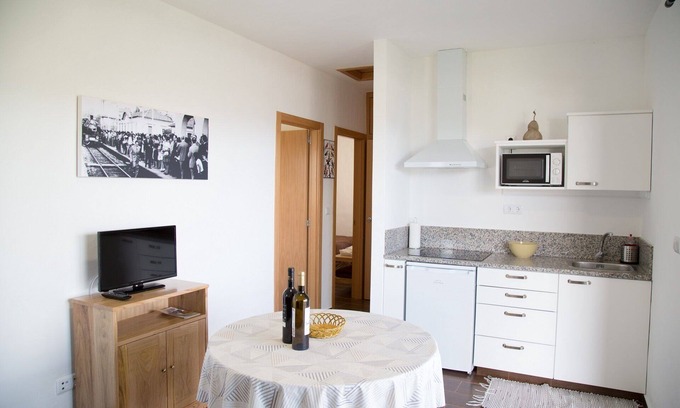 Arco de Baulhe House | Casas do Paço - Holiday homes, Casa Rosa
