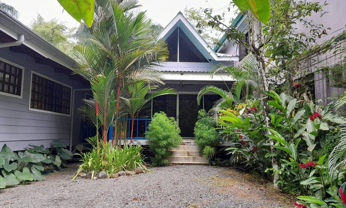 Valle Pura Vida Villa | Casas Guaney