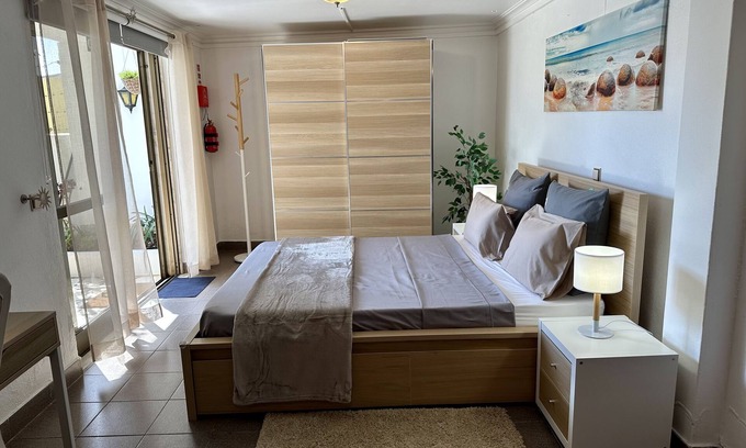 Alvide Cottage | Cascais Quaint Cottage- Fully Equipped and Furnished Large Studio. Sleeps 2 or 4