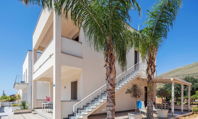 Castelluzzo Apartment | Case Vacanza Loria