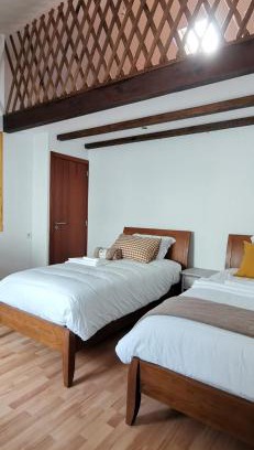 Lanhelas House | Casinha da Capela 1935