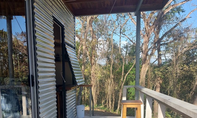 Barco Quebrado Cottage | Casita arriba