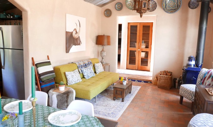 Seton Village House | CASITA DE CONEJO/A PEACEFUL SANTA FE ESCAPE