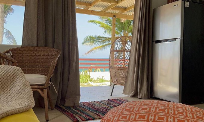 Islote Apartment | Casita Del Mar Oceanfront Romantic Retreat In Islote