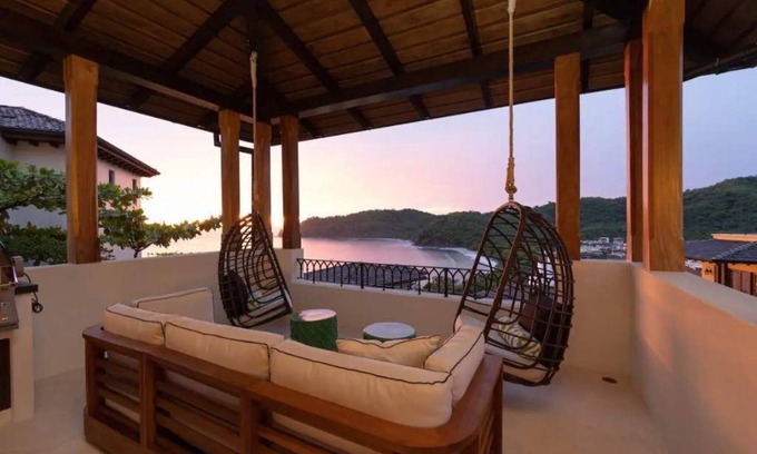 Las Catalinas Apartment | Casita in LC located next to Casa Chameleon private terrace and amazing views