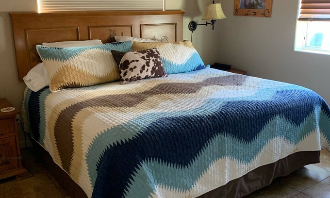 Southeastern Villa | Casita only 3 blocks from downtown- Very clean!