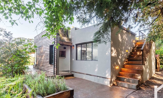 Valle de Bravo House | Casita Panadería: Cozy House in San Simón