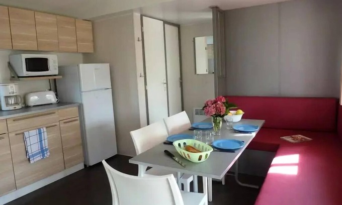Sainte-Catherine-de-Fierbois House | Castel Camping Parc de Fierbois * - Mobile home - 3 bedrooms - 1 bathroom - Classic 6 people