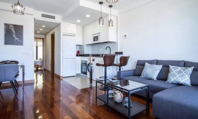 Almenara Apartment | CASTELLANA PARKING 1 BEDROOM - 01