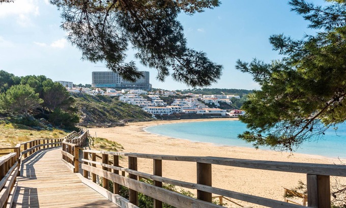 Coves Noves Apartment | CASTELLSOL 201